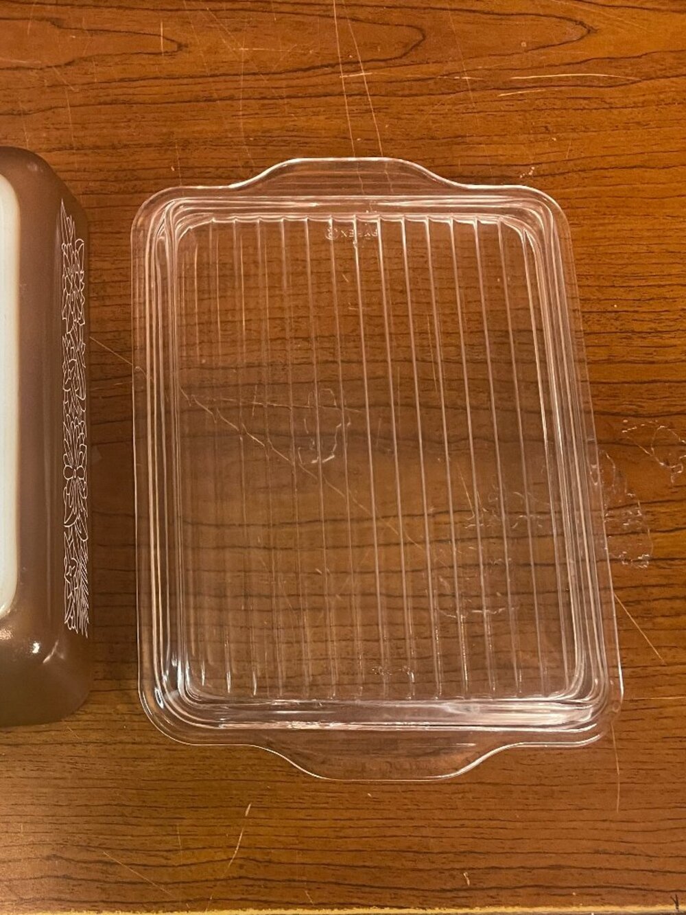 PYREX Vintage Woodland Brown Set of THREE Refrigerator Baking Dishes With Lids - Picture 6 of 11